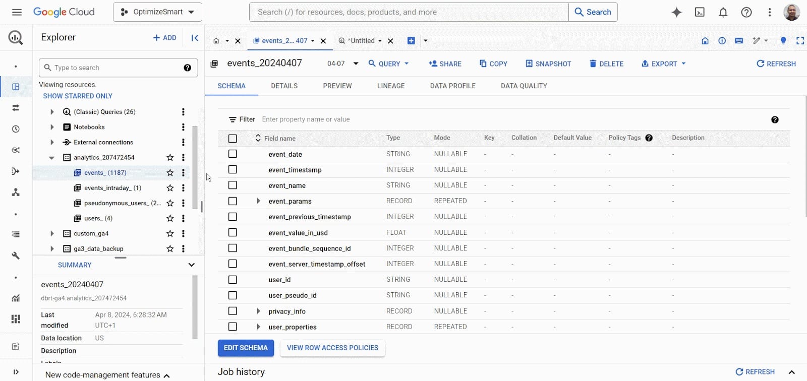Understanding the BigQuery User Interface 25 You can increase or decrease the size of the right hand side panel by dragging via the mouse